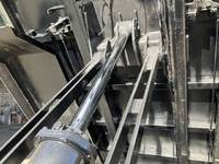 日野プロフィアダンプ大型（10t）[写真14]