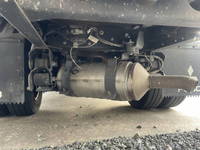 三菱ふそうキャンター平ボディ小型（2t・3t）[写真11]