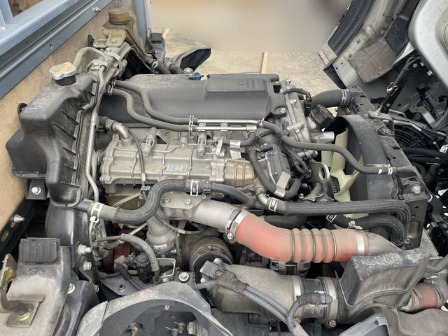 三菱ふそうキャンター平ボディ小型（2t・3t）[写真14]