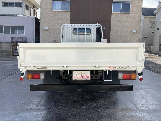 日野デュトロ平ボディ小型（2t・3t）[写真09]