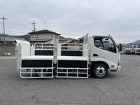 日野デュトロ平ボディ小型（2t・3t）[写真14]