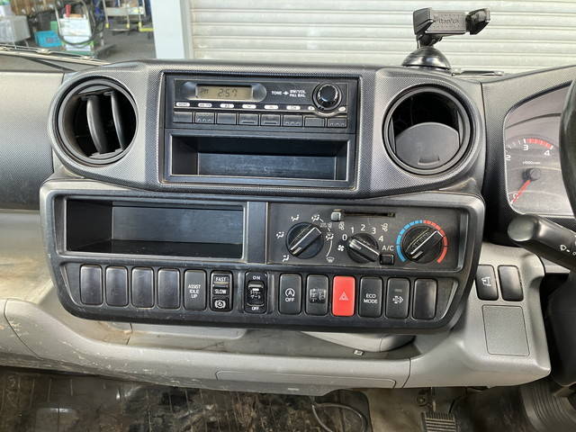 日野デュトロ平ボディ小型（2t・3t）[写真37]