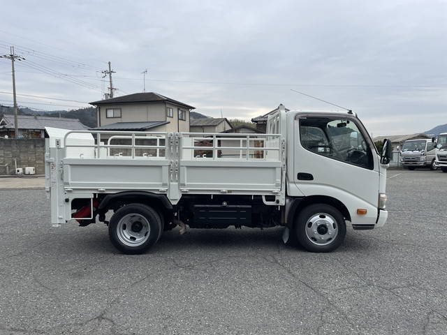 日野デュトロ平ボディ小型（2t・3t）[写真06]