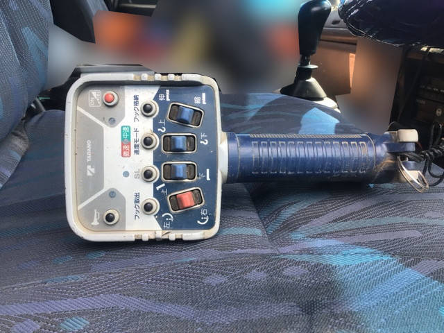 いすゞフォワードクレーン4段増トン（6t・8t）[写真17]