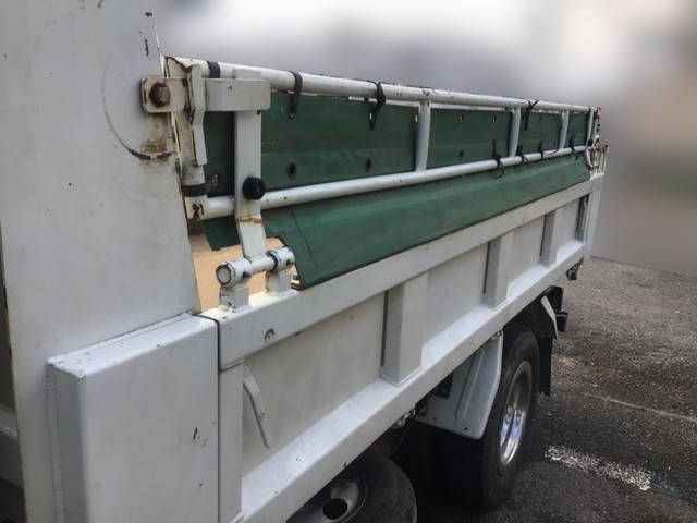 三菱ふそうキャンターダンプ小型（2t・3t）[写真06]