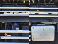 いすゞギガアルミウイング大型（10t）[写真19]