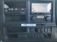 いすゞギガアルミウイング大型（10t）[写真35]