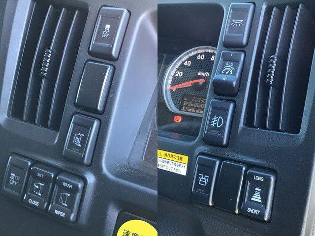 いすゞギガアルミウイング大型（10t）[写真36]