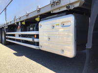 いすゞギガアルミウイング大型（10t）[写真17]