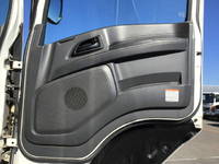 いすゞギガアルミウイング大型（10t）[写真26]