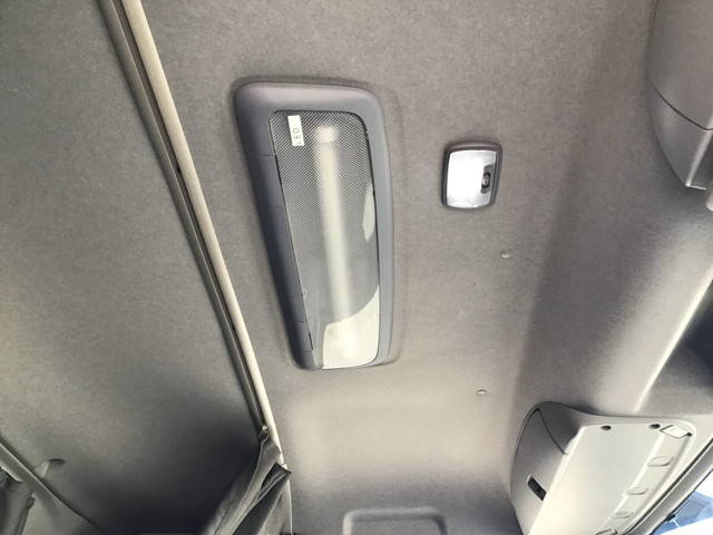 いすゞギガアルミウイング大型（10t）[写真32]