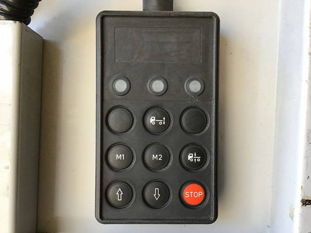 いすゞギガアルミウイング大型（10t）[写真37]