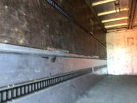 いすゞフォワードアルミウイング増トン（6t・8t）[写真10]