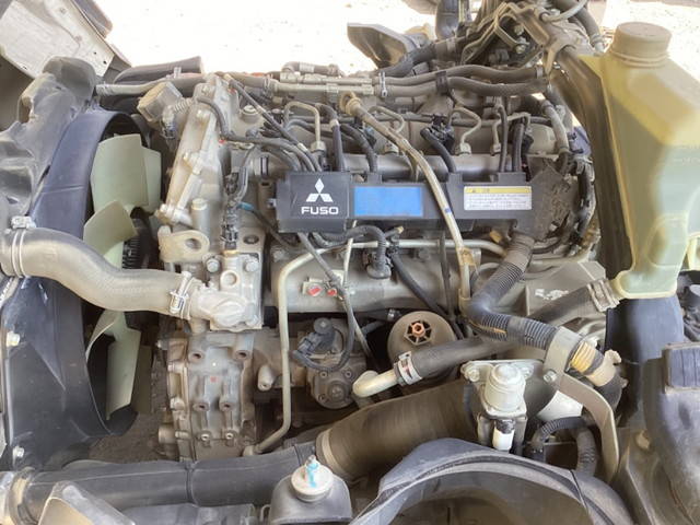 三菱ふそうキャンターダンプ小型（2t・3t）[写真19]