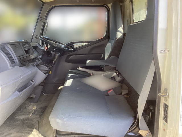 三菱ふそうキャンターダンプ小型（2t・3t）[写真22]