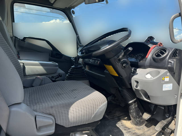 日野デュトロクレーン4段小型（2t・3t）[写真27]