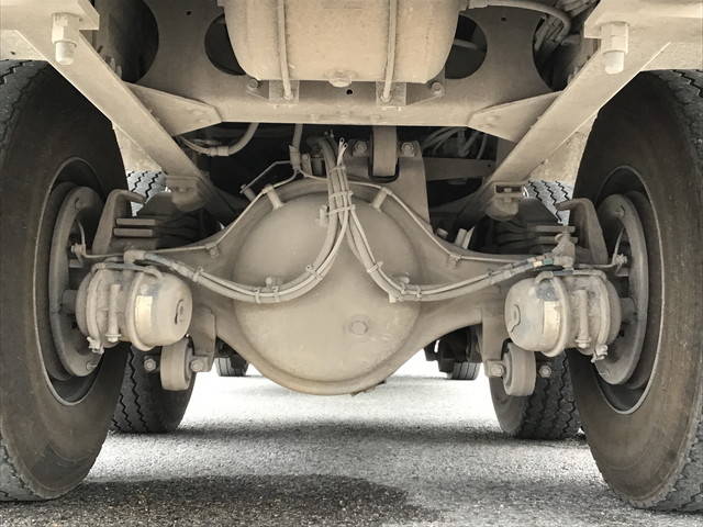 三菱ふそうスーパーグレートダンプ大型（10t）[写真21]