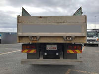 三菱ふそうスーパーグレートダンプ大型（10t）[写真08]