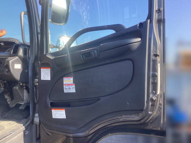 日野レンジャーセルフクレーン4段中型（4t）[写真26]