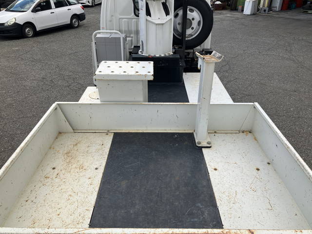 日野デュトロ高所作業車小型（2t・3t）[写真09]