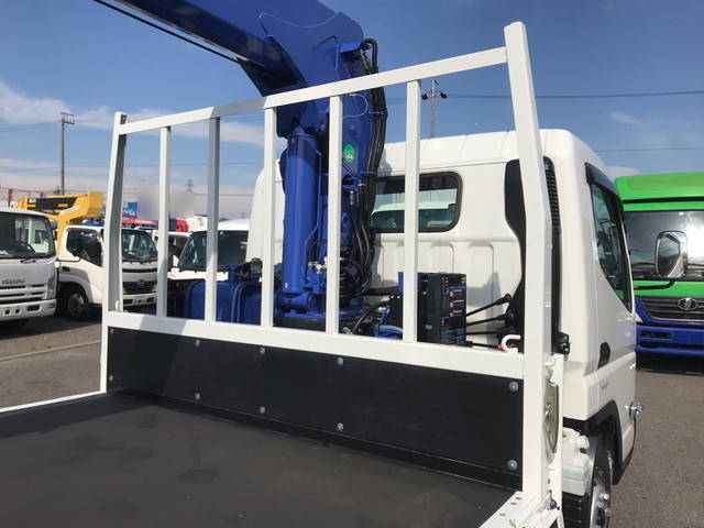 三菱ふそうキャンタークレーン4段小型（2t・3t）[写真13]