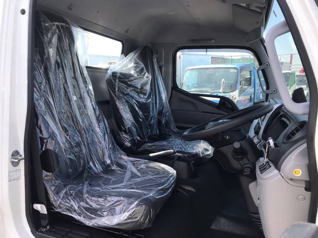 三菱ふそうキャンタークレーン4段小型（2t・3t）[写真24]