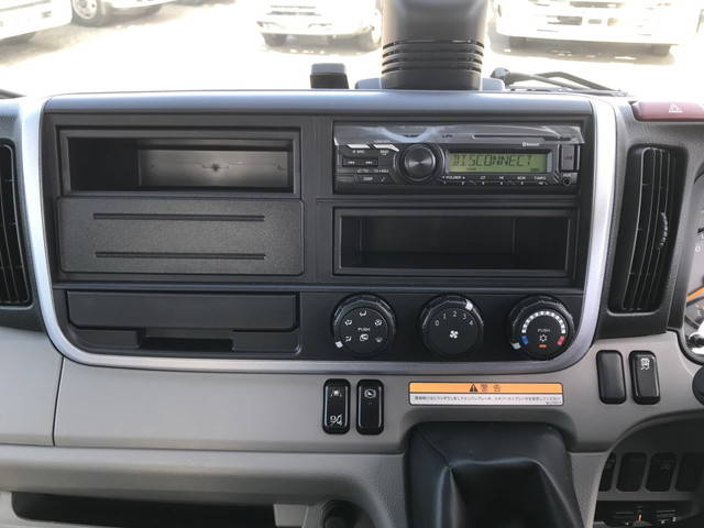 三菱ふそうキャンタークレーン4段小型（2t・3t）[写真27]