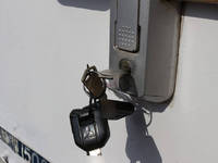 三菱ふそうキャンターパネルバン小型（2t・3t）[写真10]