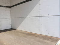 三菱ふそうキャンターパネルバン小型（2t・3t）[写真14]