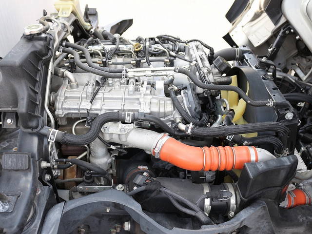 三菱ふそうキャンターパネルバン小型（2t・3t）[写真22]