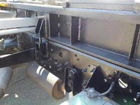 いすゞフォワードコンテナ専用車中型（4t）[写真13]