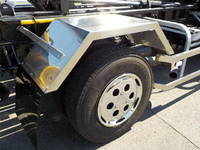 いすゞフォワードコンテナ専用車中型（4t）[写真26]