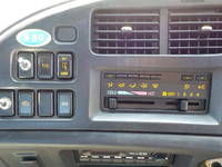 いすゞフォワードコンテナ専用車中型（4t）[写真33]