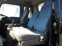 いすゞフォワードコンテナ専用車中型（4t）[写真38]