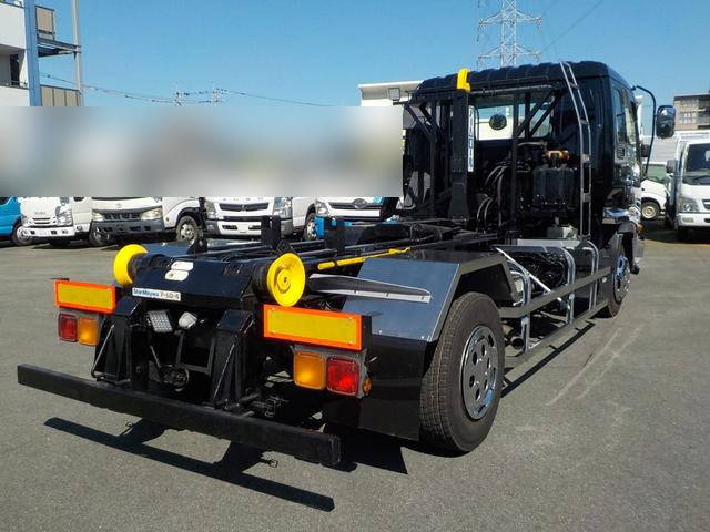 いすゞフォワードコンテナ専用車中型（4t）[写真04]