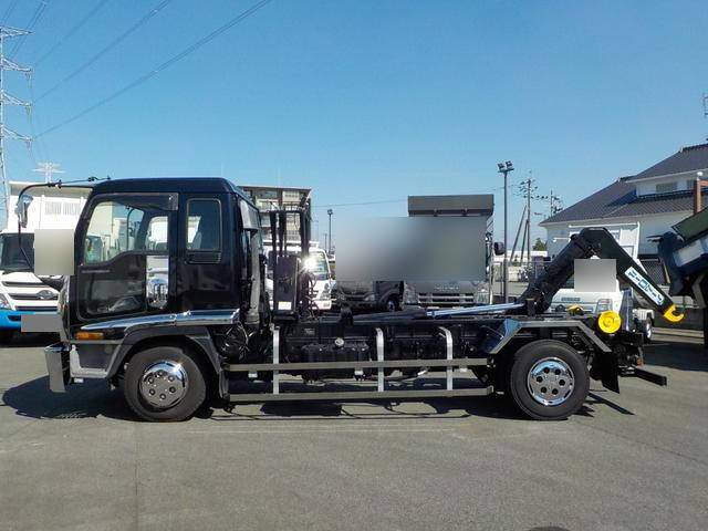 いすゞフォワードコンテナ専用車中型（4t）[写真08]