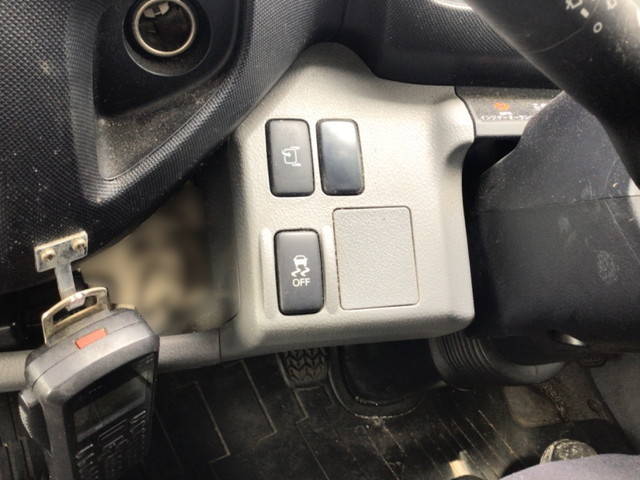 日野デュトロアルミバン小型（2t・3t）[写真30]