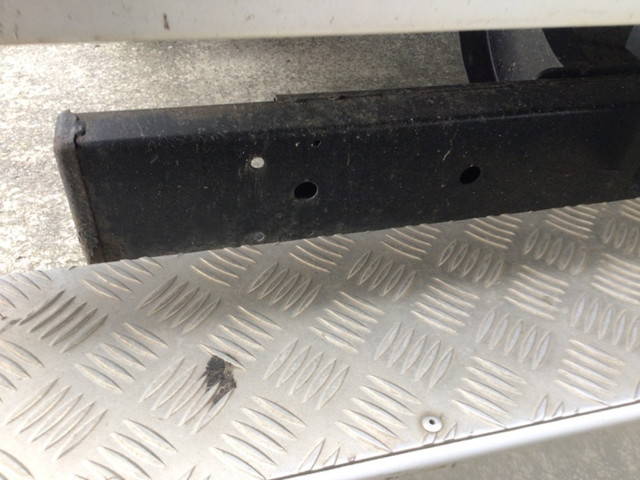 日野デュトロアルミバン小型（2t・3t）[写真08]