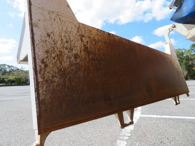 いすゞフォワードダンプ増トン（6t・8t）[写真25]