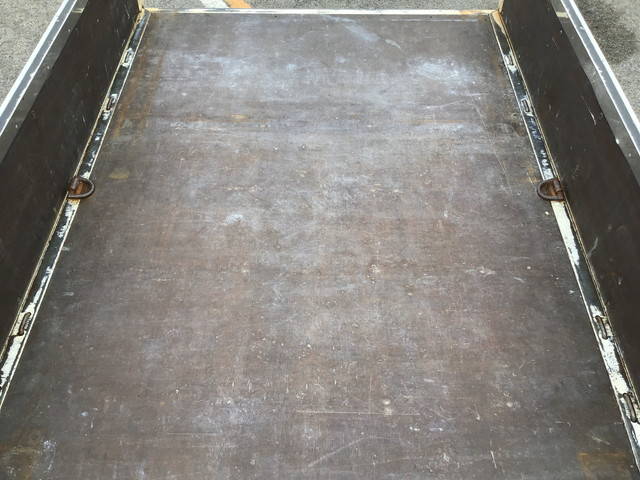 日野デュトロ平ボディ小型（2t・3t）[写真12]