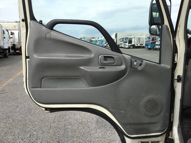 日野デュトロ平ボディ小型（2t・3t）[写真27]