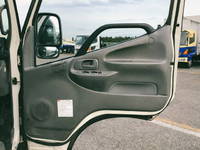 日野デュトロ平ボディ小型（2t・3t）[写真28]