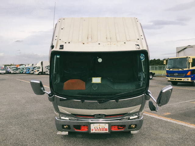 日野デュトロ平ボディ小型（2t・3t）[写真08]