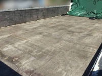 三菱ふそうキャンター平ボディ小型（2t・3t）[写真11]