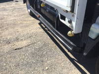 三菱ふそうキャンター平ボディ小型（2t・3t）[写真13]