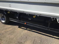 三菱ふそうキャンター平ボディ小型（2t・3t）[写真14]