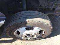 三菱ふそうキャンター平ボディ小型（2t・3t）[写真16]