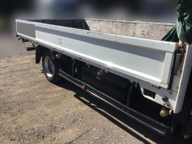 三菱ふそうキャンター平ボディ小型（2t・3t）[写真04]