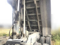 日野プロフィアダンプ大型（10t）[写真12]