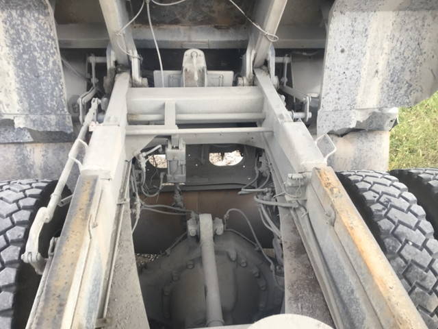 日野プロフィアダンプ大型（10t）[写真13]